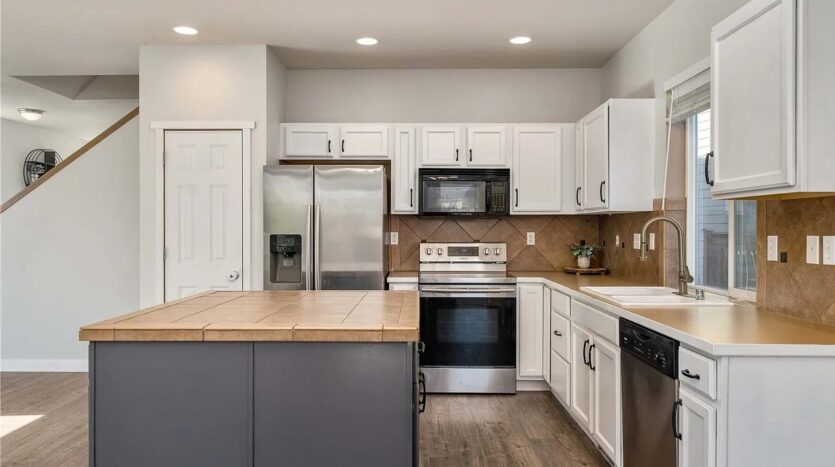 2304 190th St E  - Tacoma - Washington - 3 bed, 2.5 bath rental property