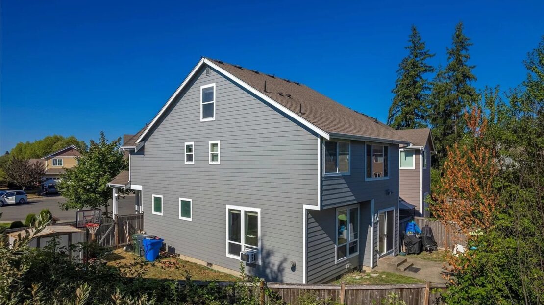 2304 190th St E  - Tacoma - Washington - 3 bed, 2.5 bath rental property