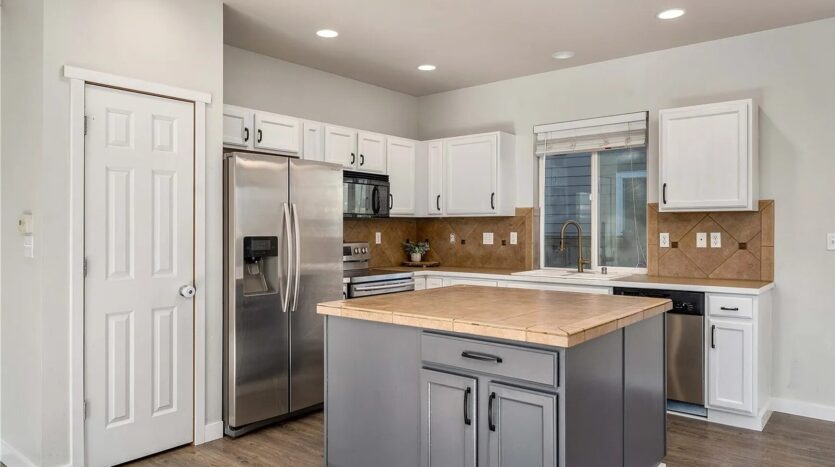 2304 190th St E  - Tacoma - Washington - 3 bed, 2.5 bath rental property