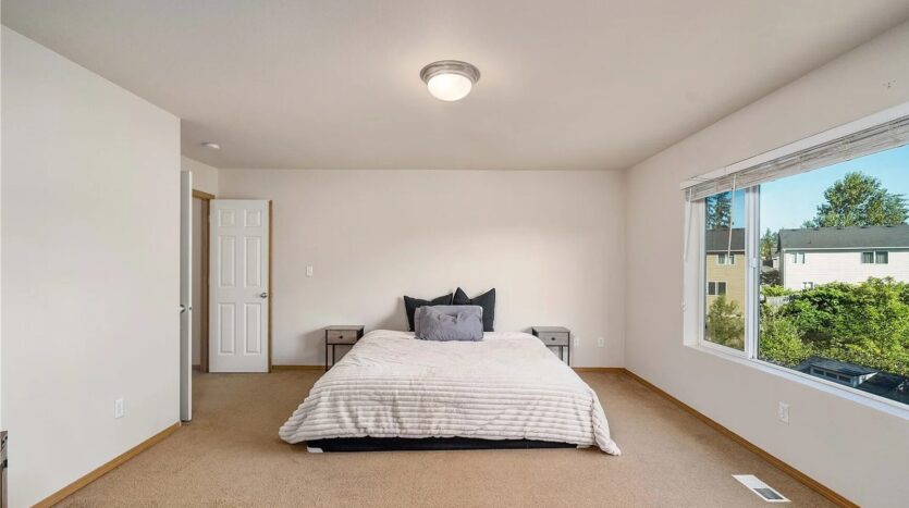 2304 190th St E  - Tacoma - Washington - 3 bed, 2.5 bath rental property