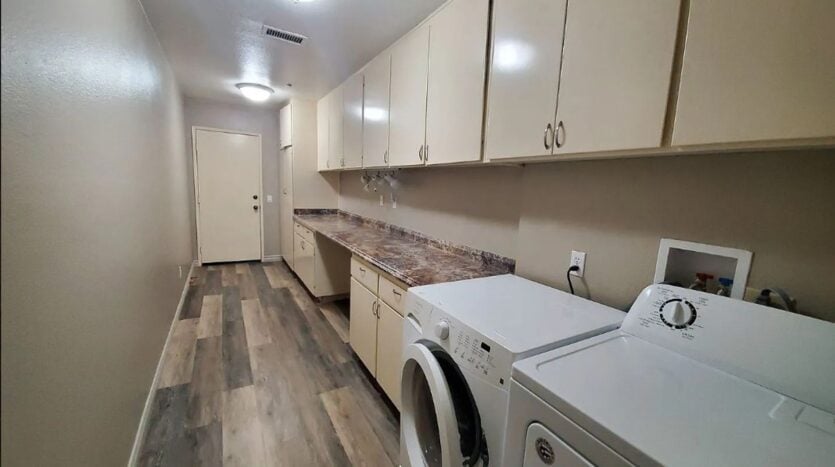 2310 Vista Valley Lane - Vista - California - 3 bed, 2.5 bath rental property