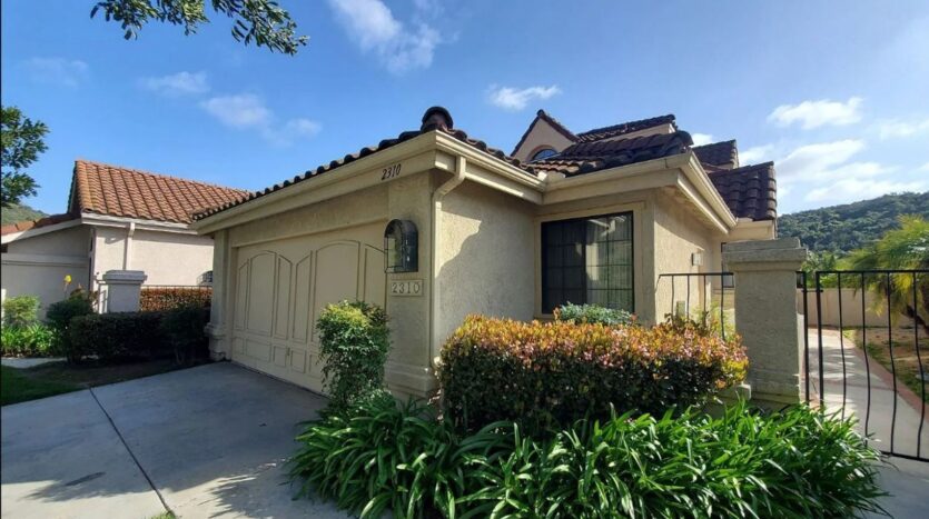 2310 Vista Valley Lane - Vista - California - 3 bed, 2.5 bath rental property