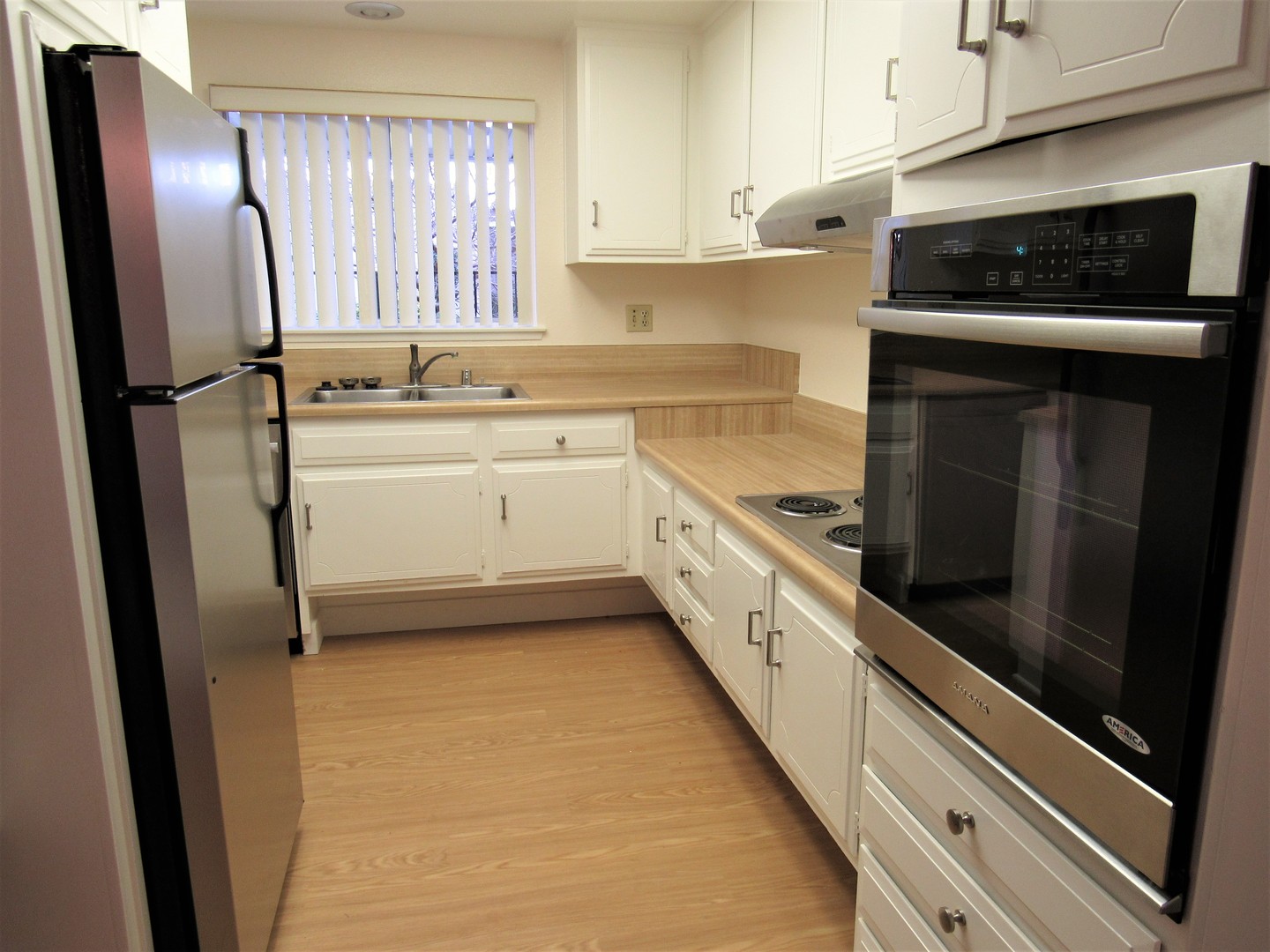 2350 Via Mariposa West Unit D - Laguna Woods - California - 2 bed, 1 bath rental property