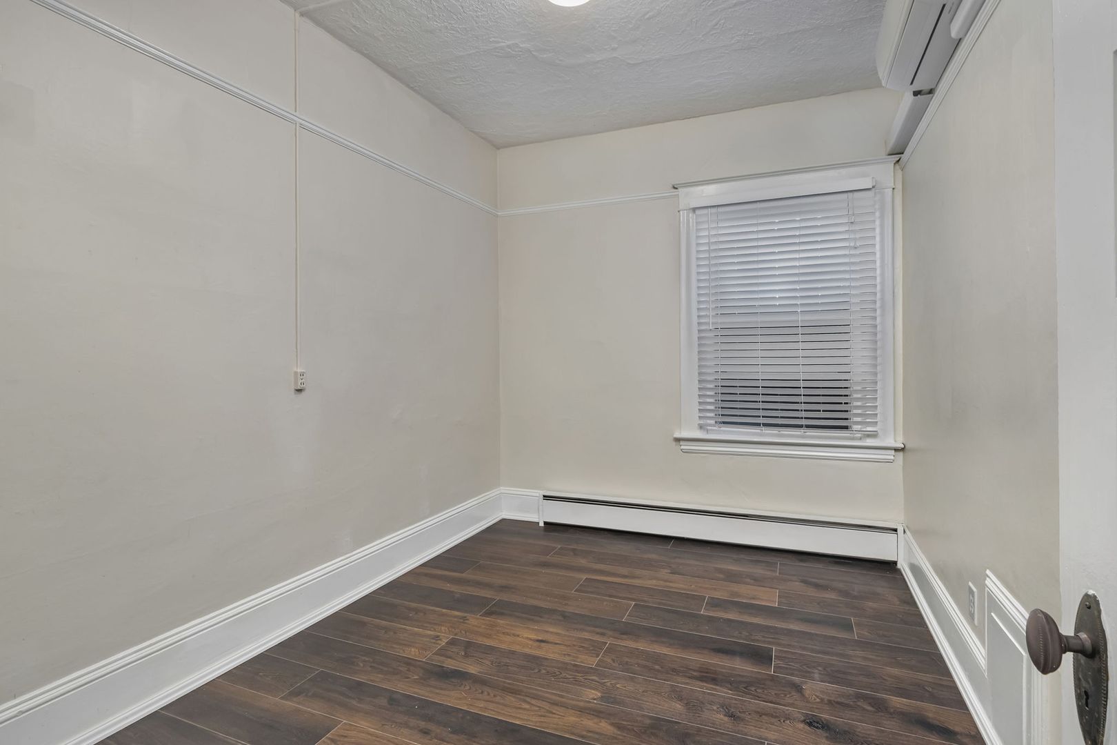 2360 NW Glisan Street  - Portland - Oregon - 2 bed, 1 bath rental property