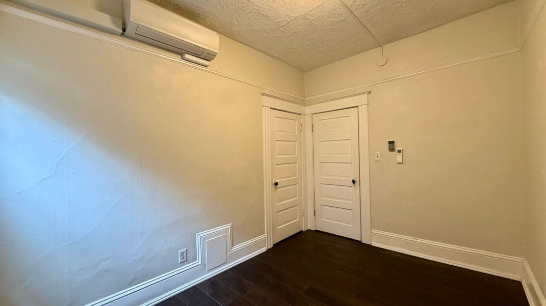 2360 NW Glisan Street - Unit No. 1 - Portland - Oregon - 2 bed, 1 bath rental property