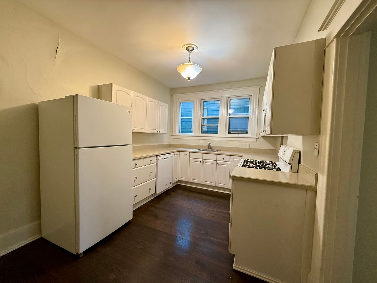 2360 NW Glisan Street - Unit No. 1 - Portland - Oregon - 2 bed, 1 bath rental property