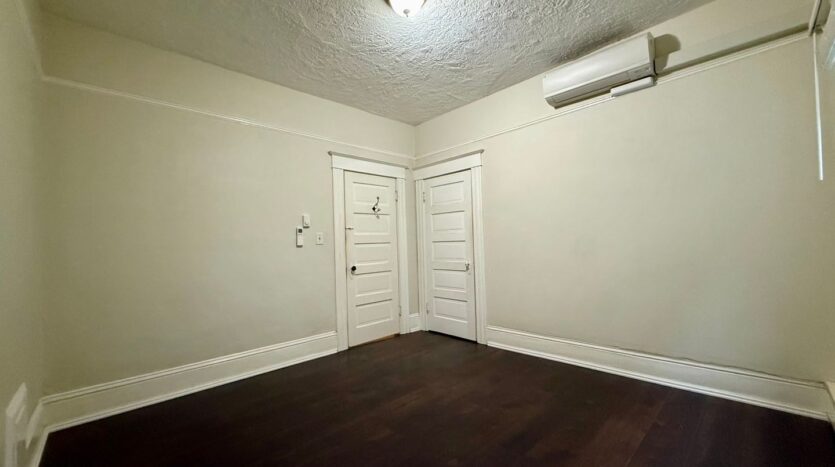 2360 NW Glisan Street - Unit No. 1 - Portland - Oregon - 2 bed, 1 bath rental property