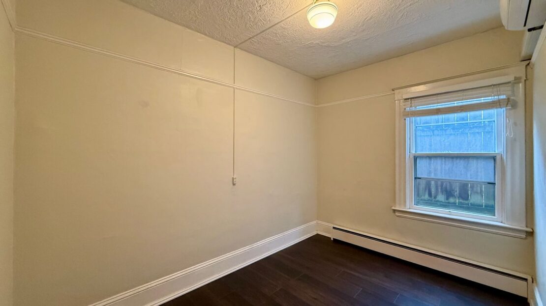 2360 NW Glisan Street - Unit No. 1 - Portland - Oregon - 2 bed, 1 bath rental property