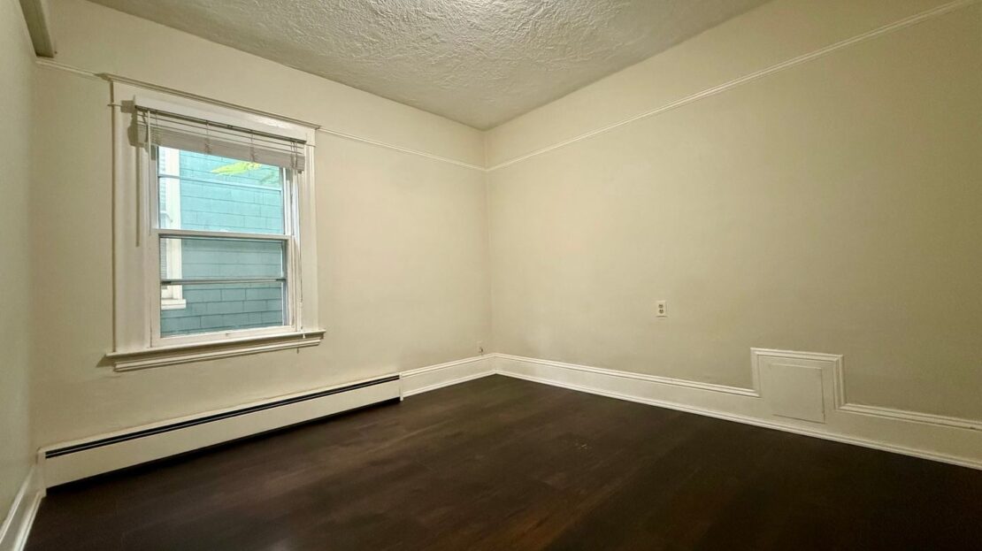 2360 NW Glisan Street - Unit No. 1 - Portland - Oregon - 2 bed, 1 bath rental property