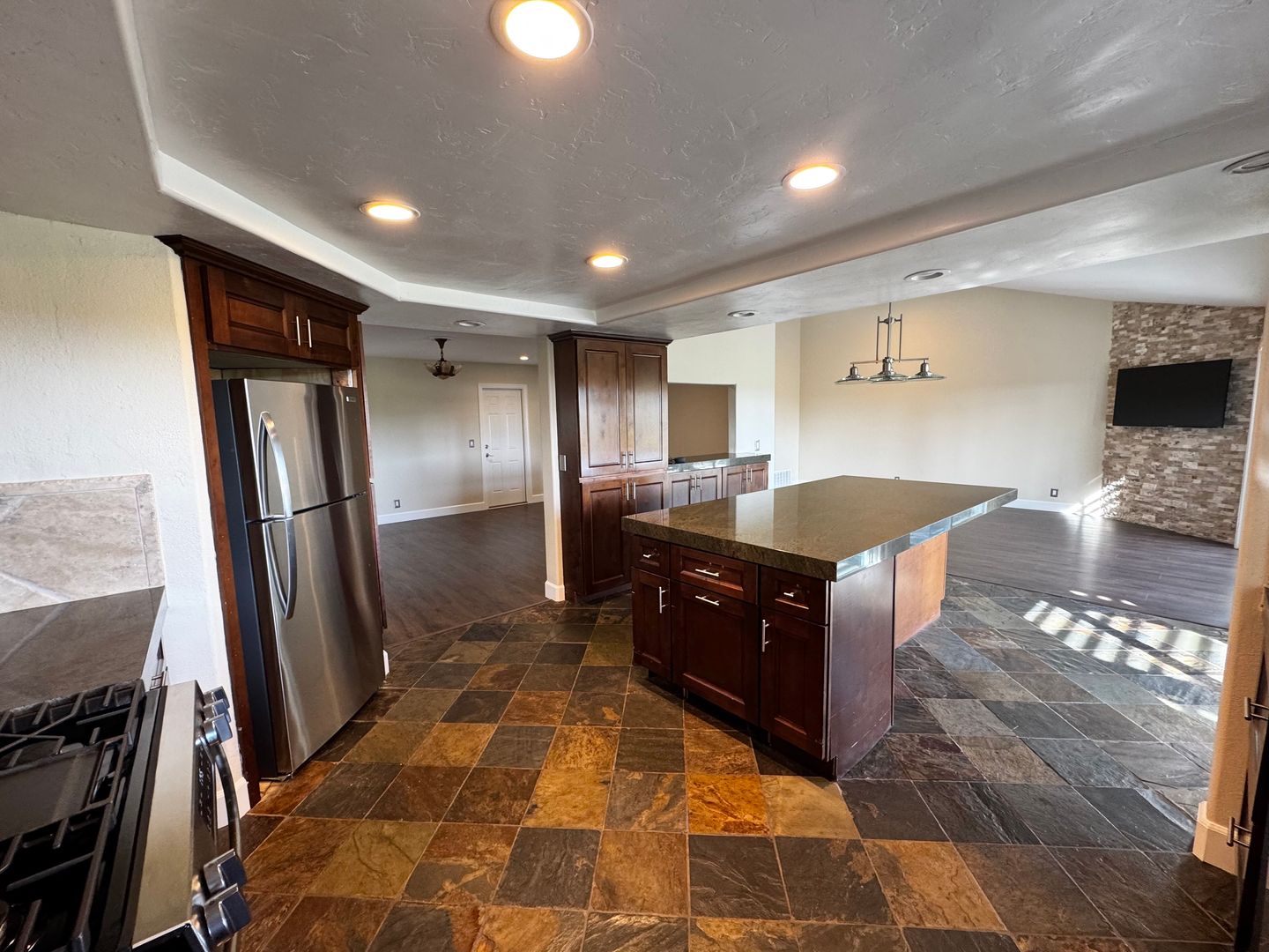 23756 Via Porton - Mission Viejo - California - 3 bed, 2 bath rental property