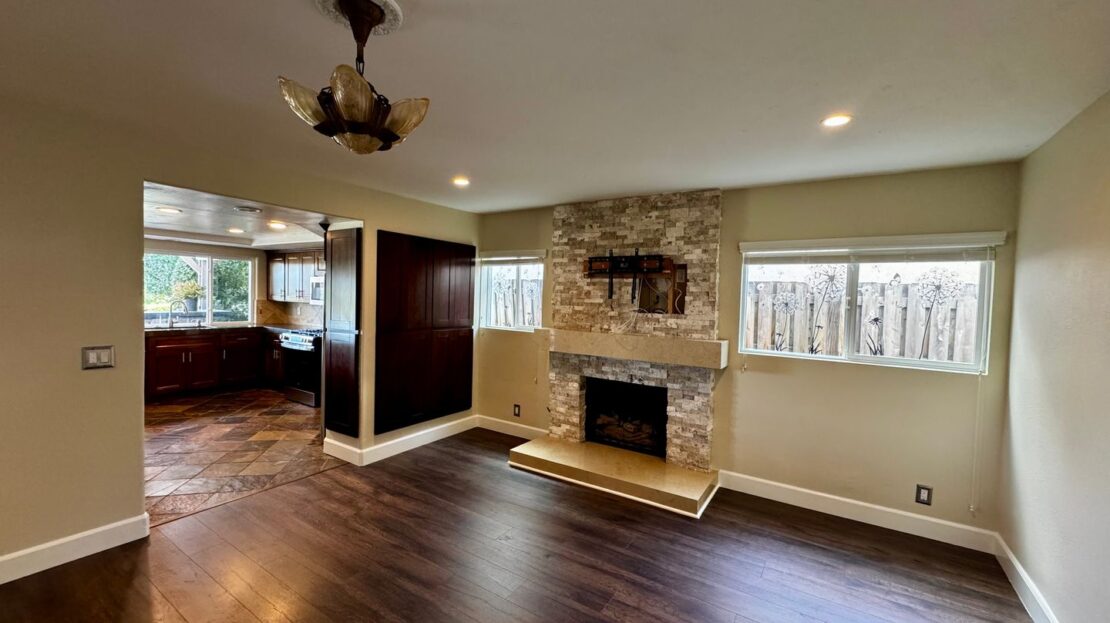 23756 Via Porton - Mission Viejo - California - 3 bed, 2 bath rental property