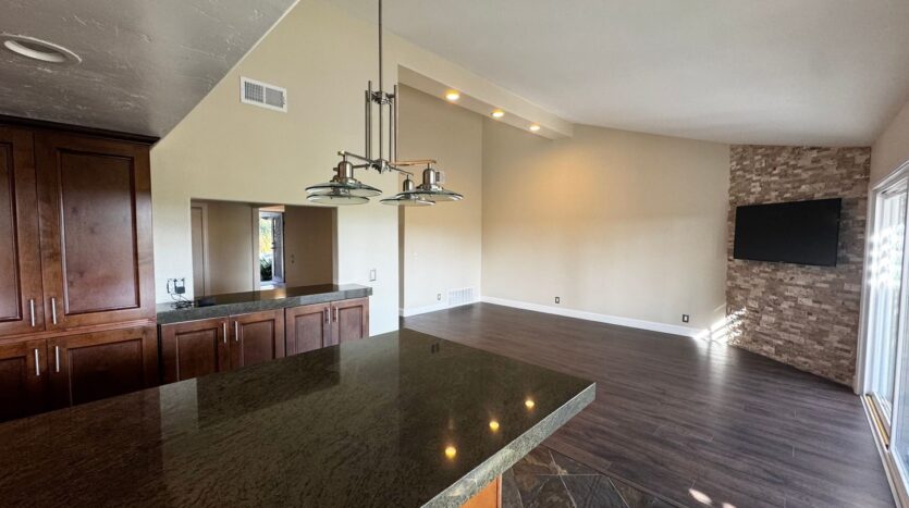 23756 Via Porton - Mission Viejo - California - 3 bed, 2 bath rental property