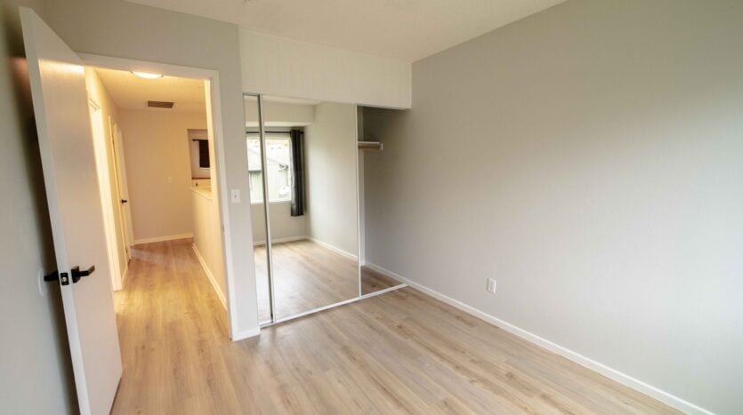 23949 NE Poplar Ct - Wood Village - Oregon - 3 bed, 1.5 bath rental property