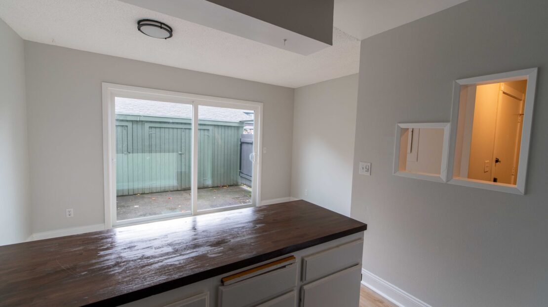 23949 NE Poplar Ct - Wood Village - Oregon - 3 bed, 1.5 bath rental property