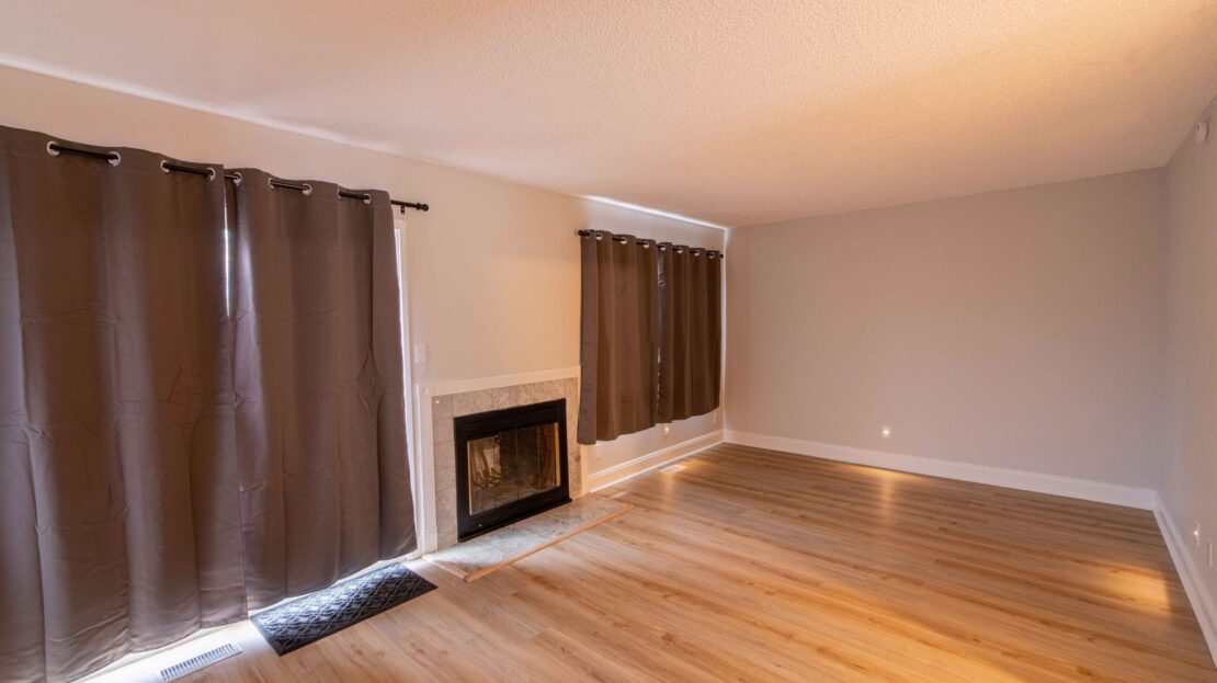 23949 NE Poplar Ct - Wood Village - Oregon - 3 bed, 1.5 bath rental property