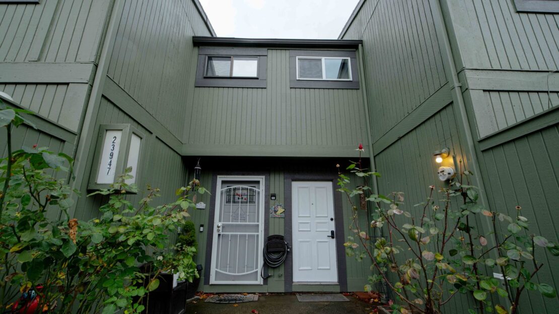 23949 NE Poplar Ct - Wood Village - Oregon - 3 bed, 1.5 bath rental property