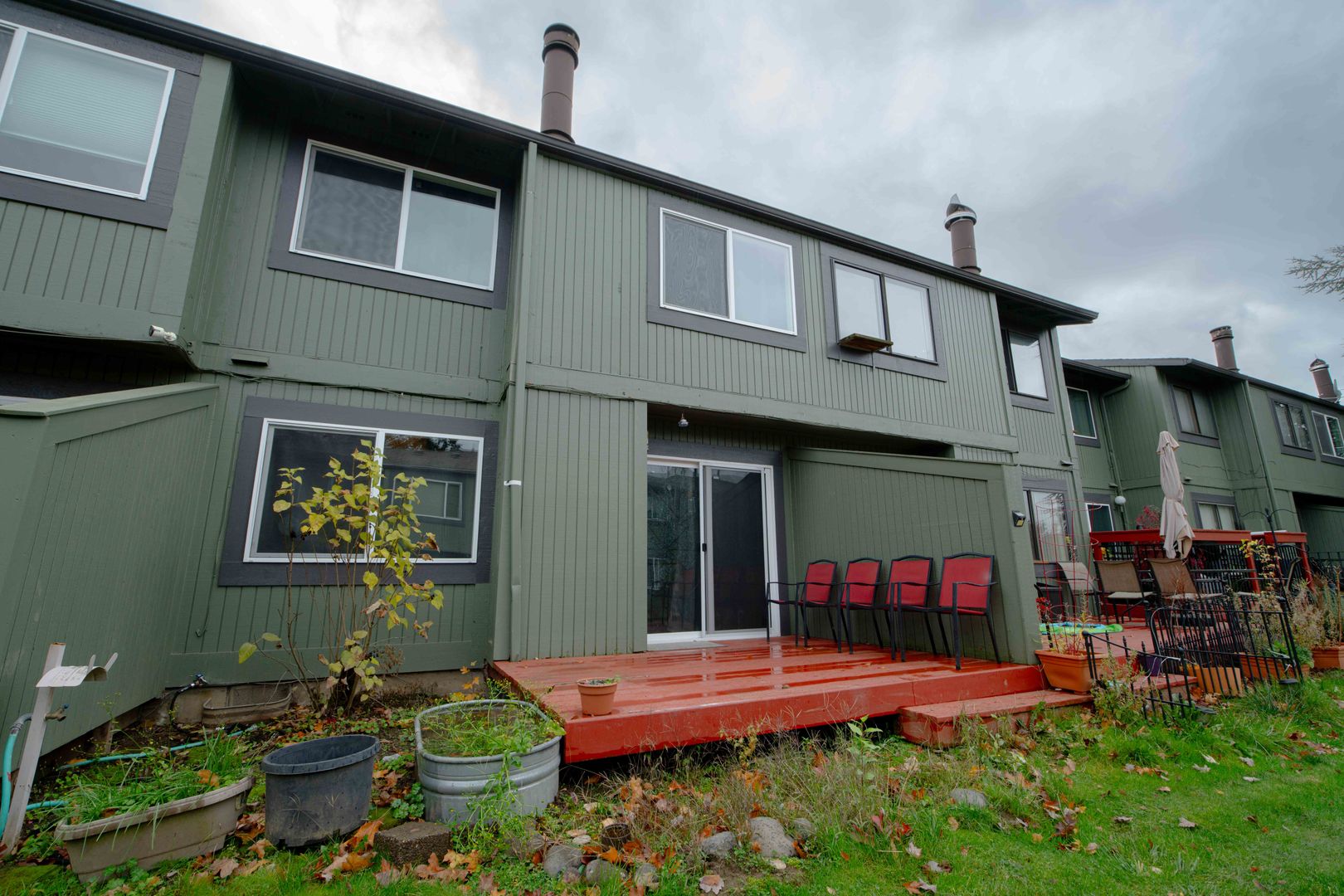 23949 NE Poplar Ct - Wood Village - Oregon - 3 bed, 1.5 bath rental property