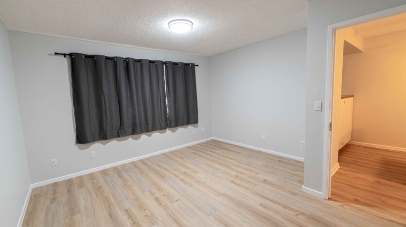 23949 NE Poplar Ct - Wood Village - Oregon - 3 bed, 1.5 bath rental property