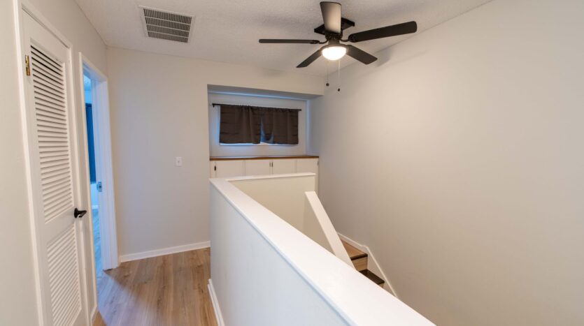 23949 NE Poplar Ct - Wood Village - Oregon - 3 bed, 1.5 bath rental property