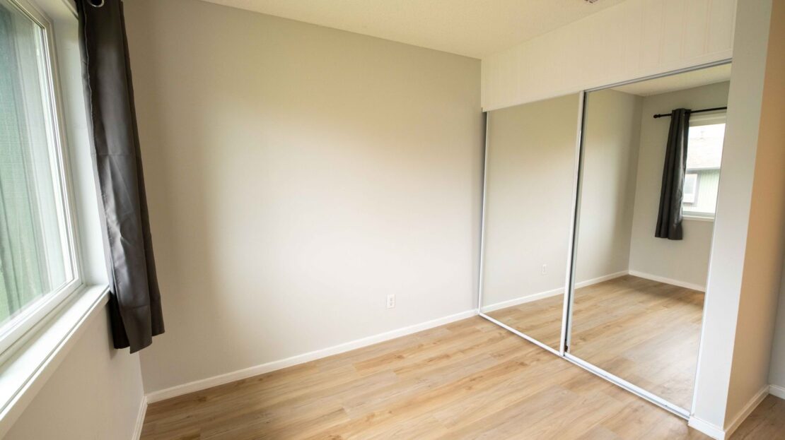 23949 NE Poplar Ct - Wood Village - Oregon - 3 bed, 1.5 bath rental property