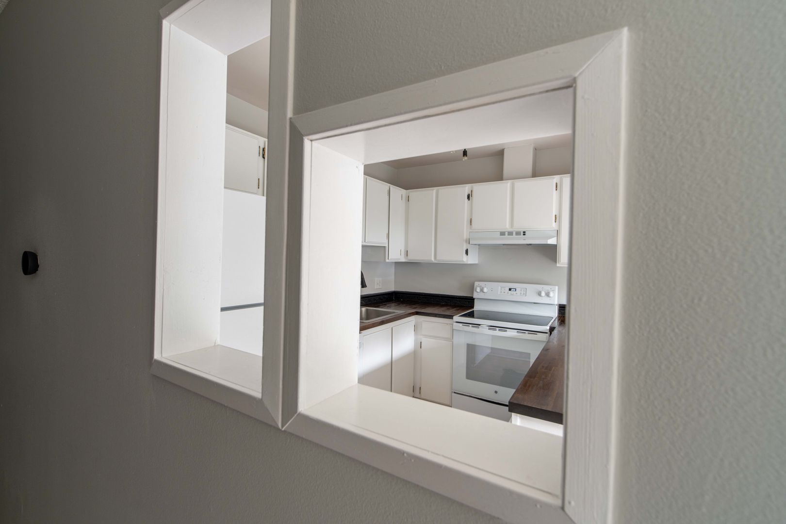 23949 NE Poplar Ct - Wood Village - Oregon - 3 bed, 1.5 bath rental property