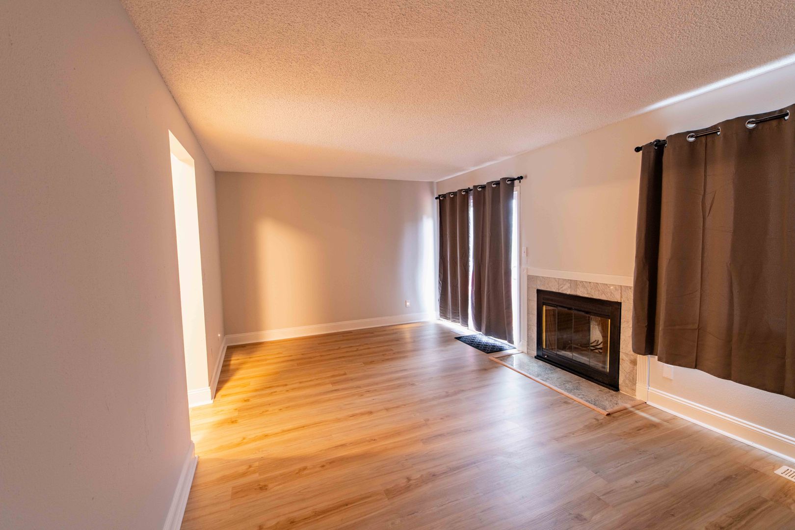 23949 NE Poplar Ct - Wood Village - Oregon - 3 bed, 1.5 bath rental property