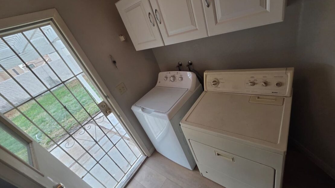 2424 chatfield dr - Las Vegas - Nevada - 3 bed, 2 bath rental property