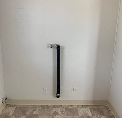 24365 International Pkwy - Tracy - California - 2 bed, 1 bath rental property