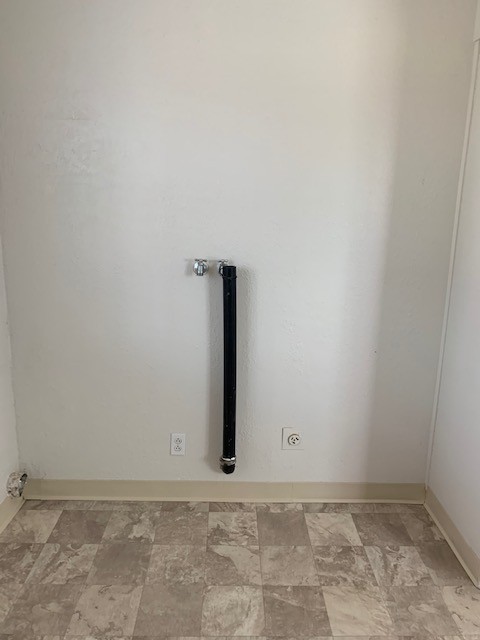 24365 International Pkwy - Tracy - California - 2 bed, 1 bath rental property