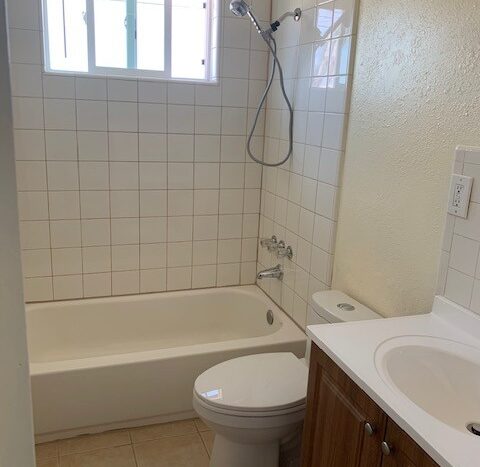 24365 International Pkwy - Tracy - California - 2 bed, 1 bath rental property