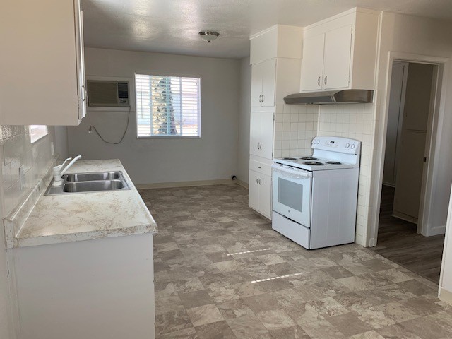 24365 International Pkwy - Tracy - California - 2 bed, 1 bath rental property