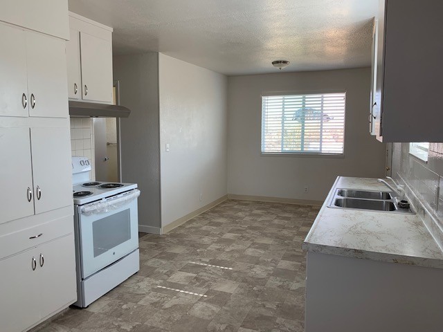 24365 International Pkwy - Tracy - California - 2 bed, 1 bath rental property