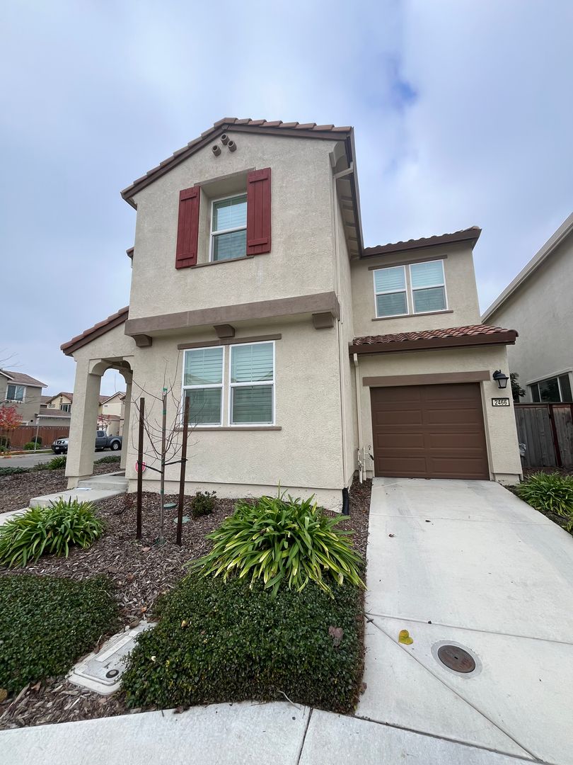 2466 Buzz Aldrin Way - Sacramento - California - 4 bed, 3 bath rental property