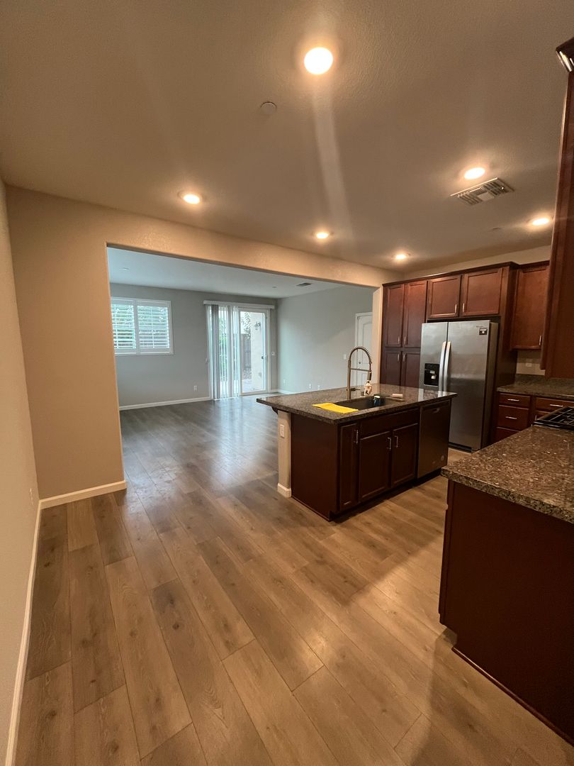 2466 Buzz Aldrin Way - Sacramento - California - 4 bed, 3 bath rental property