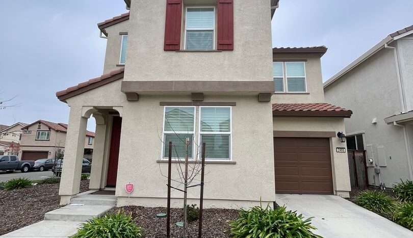 2466 Buzz Aldrin Way - Sacramento - California - 4 bed, 3 bath rental property