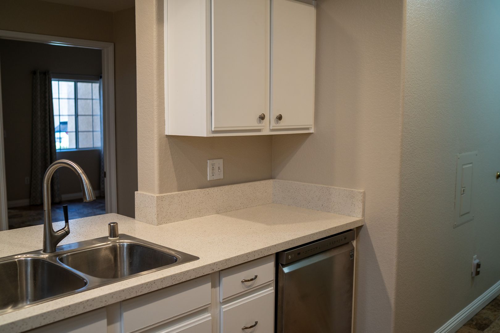 24909 Madison Ave. 2411 - Murrieta - California - 2 bed, 2 bath rental property