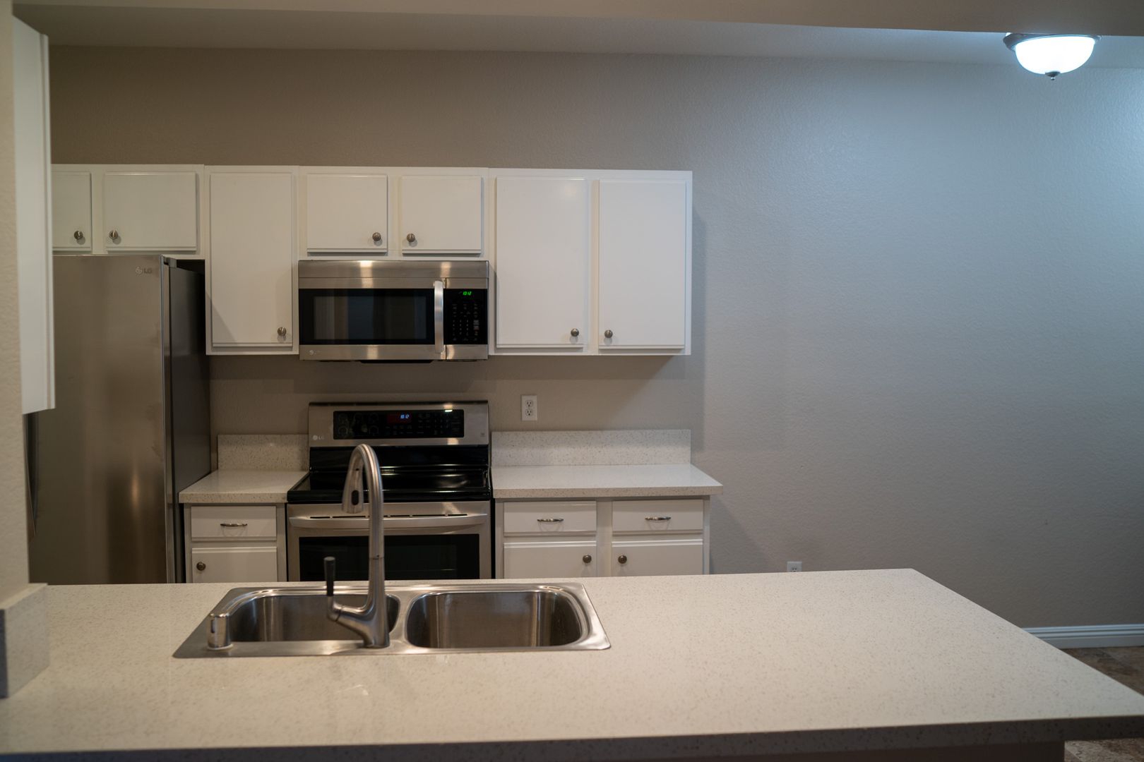 24909 Madison Ave. 2411 - Murrieta - California - 2 bed, 2 bath rental property