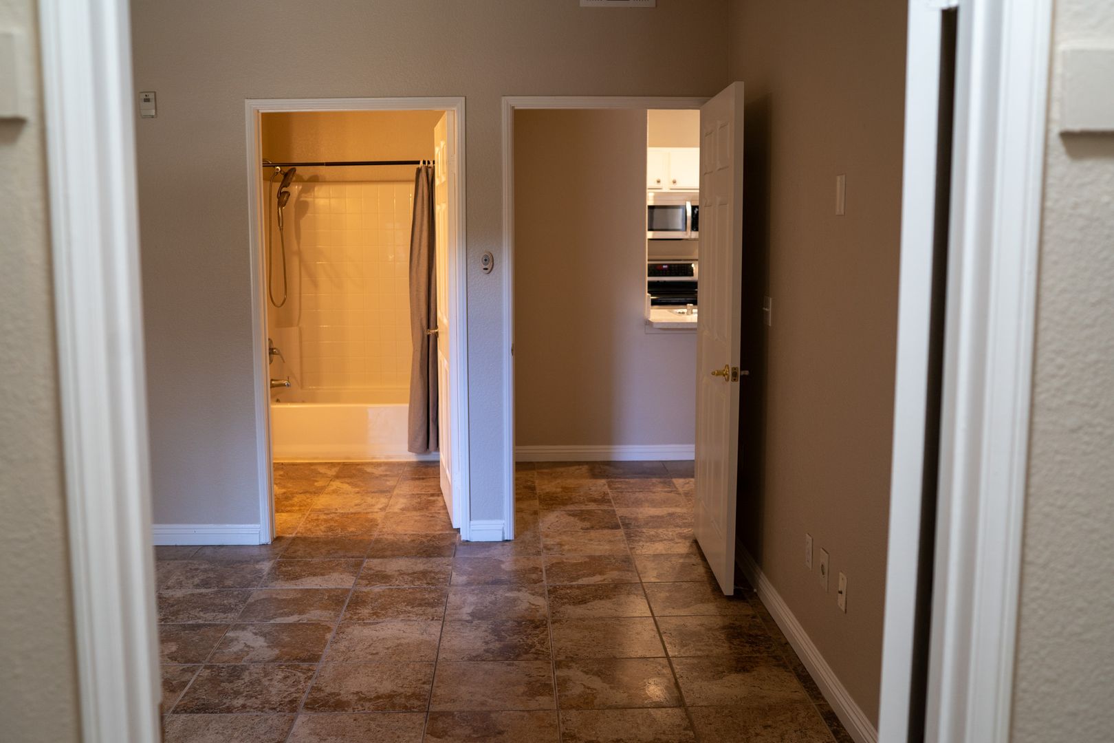 24909 Madison Ave. 2411 - Murrieta - California - 2 bed, 2 bath rental property