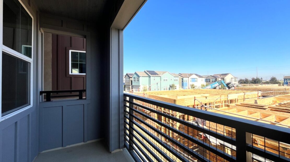 2606 E Hyde Paseo - Ontario - California - 3 bed, 2.5 bath rental property