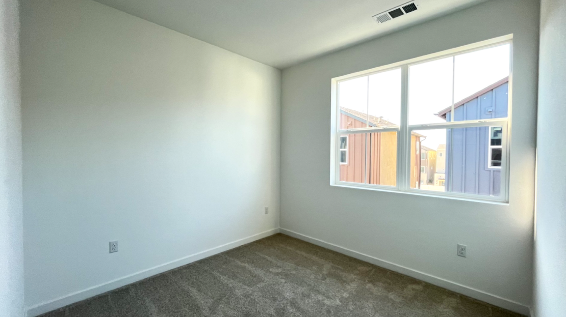 2606 E Hyde Paseo - Ontario - California - 3 bed, 2.5 bath rental property