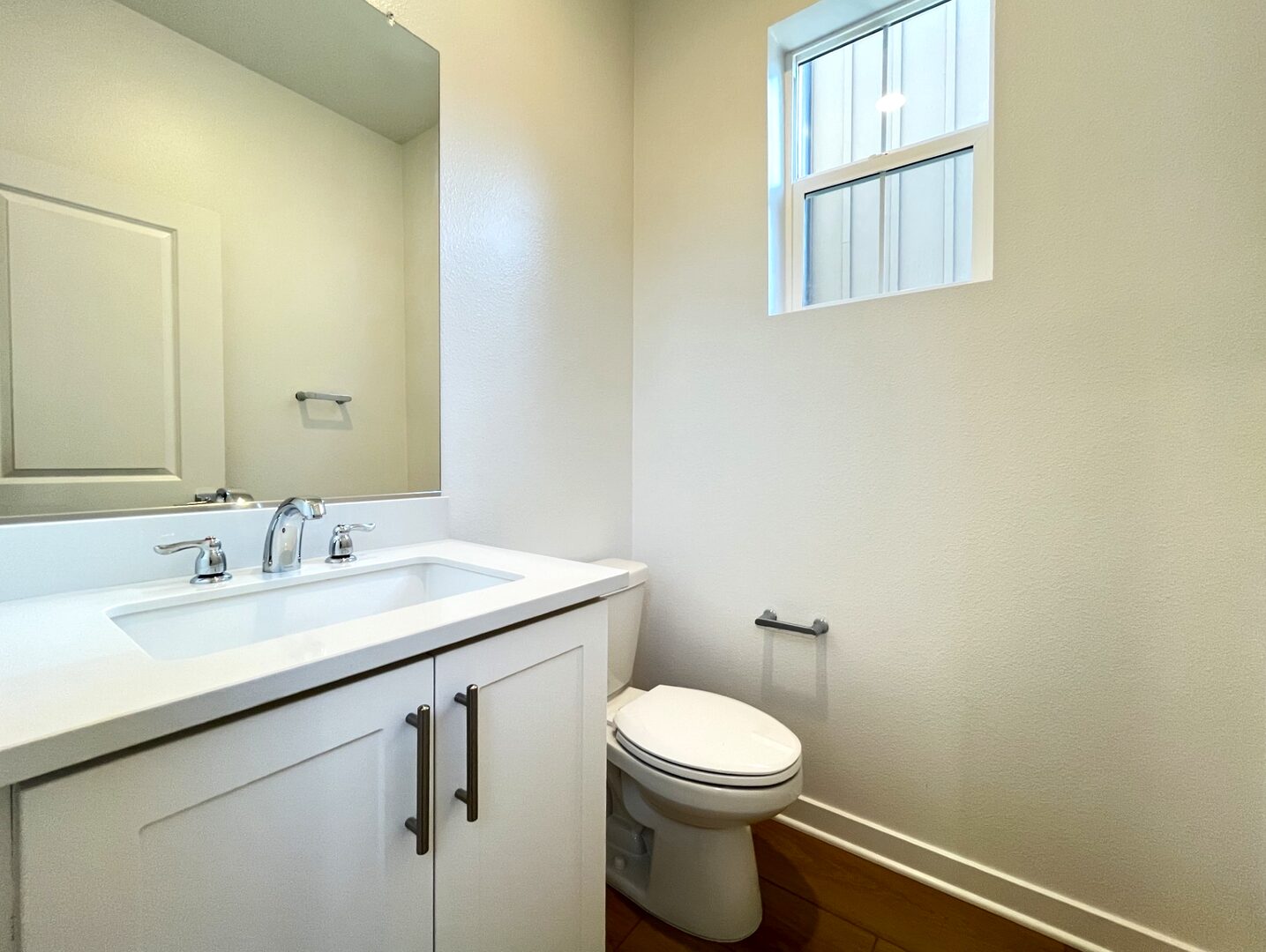 2606 E Hyde Paseo - Ontario - California - 3 bed, 2.5 bath rental property