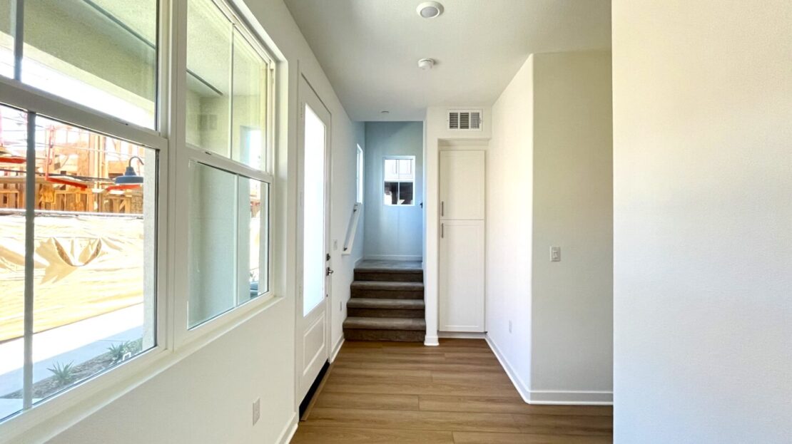 2606 E Hyde Paseo - Ontario - California - 3 bed, 2.5 bath rental property