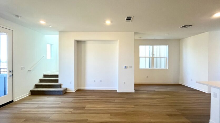 2606 E Hyde Paseo - Ontario - California - 3 bed, 2.5 bath rental property