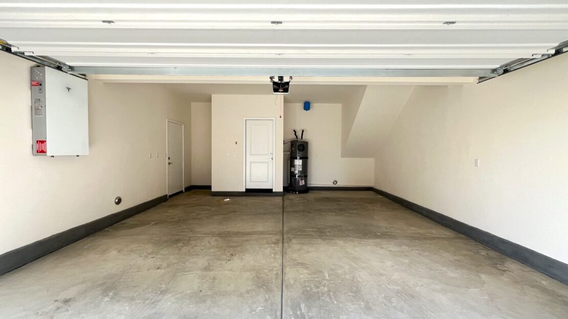 2606 E Hyde Paseo - Ontario - California - 3 bed, 2.5 bath rental property