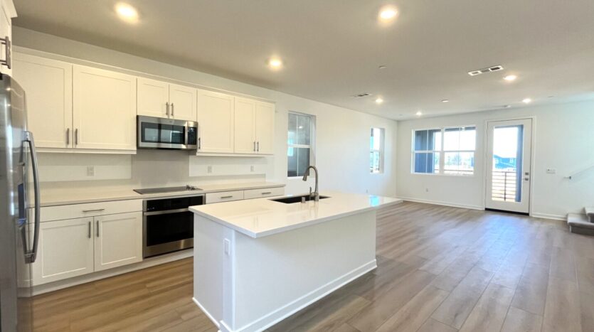 2606 E Hyde Paseo - Ontario - California - 3 bed, 2.5 bath rental property