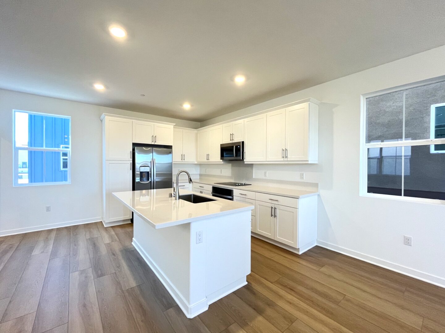 2606 E Hyde Paseo - Ontario - California - 3 bed, 2.5 bath rental property