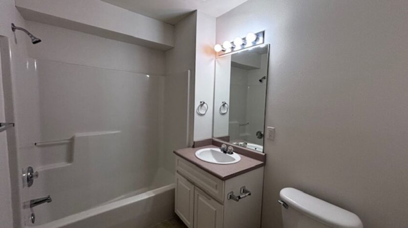 2719 - 2723 West Maplewood Avenue - Bellingham - Washington - 2 bed, 1 bath rental property