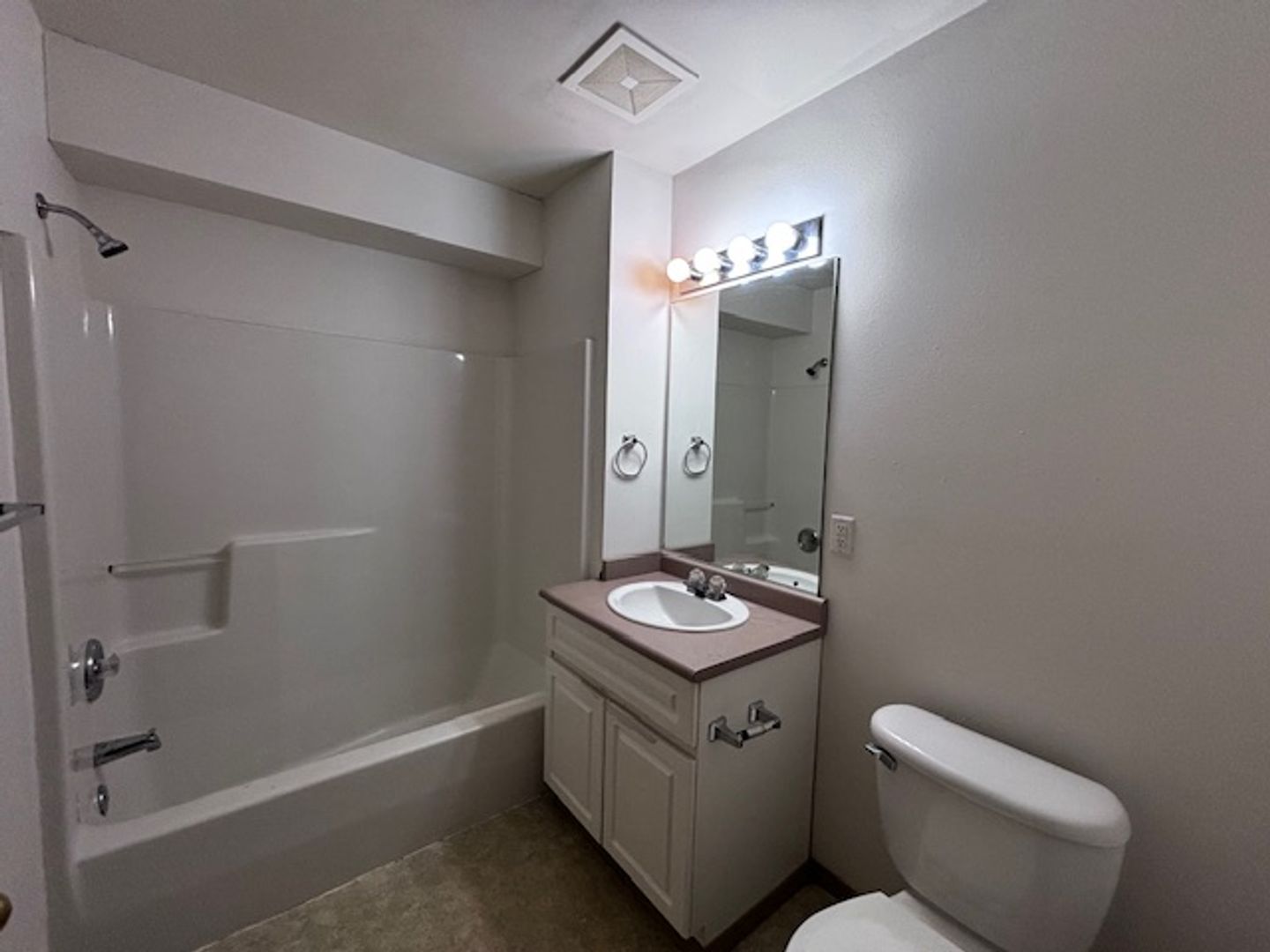 2719 - 2723 West Maplewood Avenue - Bellingham - Washington - 2 bed, 1 bath rental property