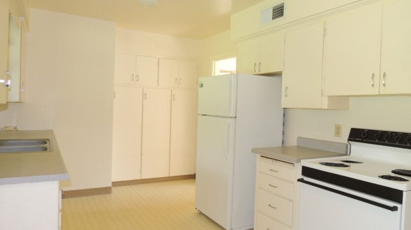 2724 SE 164th Ave. - Portland - Oregon - 2 bed, 1 bath rental property