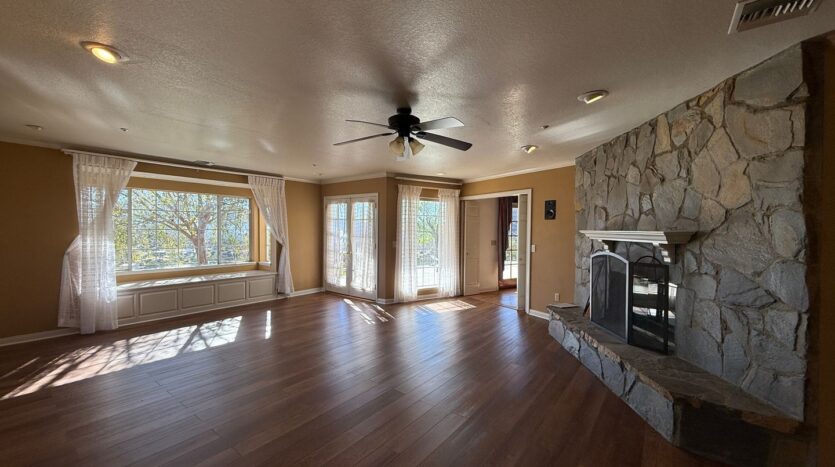 2747 Sand Creek Dr. - Acton - California - 5 bed, 3.5 bath rental property
